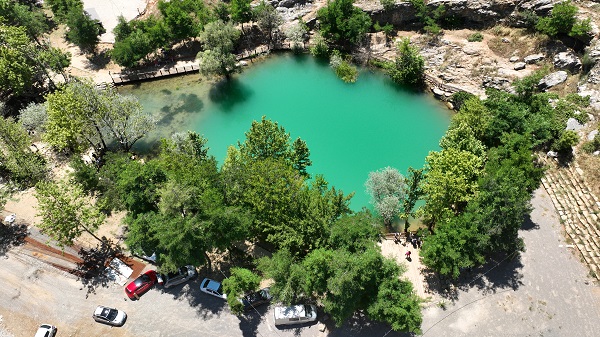 Foto - Depremlerin ardından suyu bulanıklaştı! İşte Yeşilgöz Gölü'nün son hali