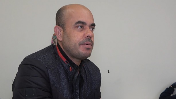 Foto - Depremzede şehit ağabeyi: Kendilerini bilmezler devlete atıp tuttu!