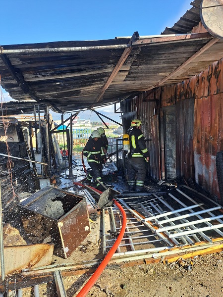 Foto - Depremzede vatandaşlar adeta bir kez daha yıkıldı