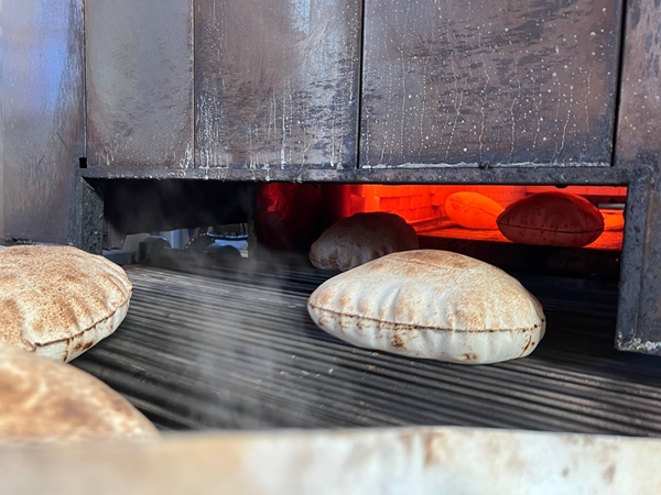 Depremzedeler için günlük 50 bin ekmek üretiyorlar!