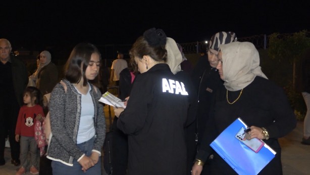 Foto - Depremzedeler sandık için geri dönüyor: Seçime saatler kala yola çıktılar