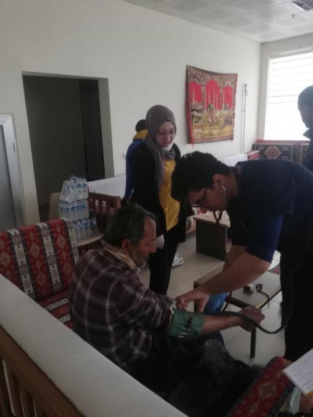 Depremzedeler yurtlara yerleştirildi