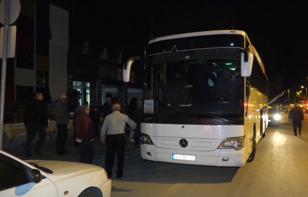 Foto - Depremzedelerde rehavet yok! Sandığa gidiyorlar