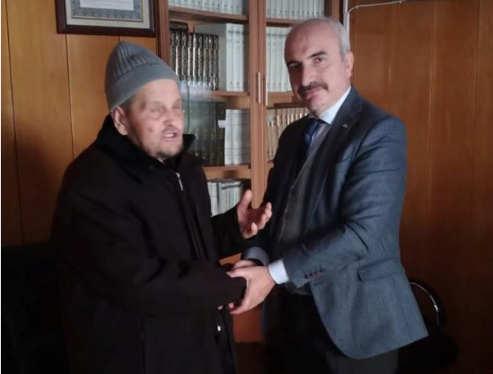 Foto - Depremzedelere bağışladı! Tüm Türkiye duygulandı