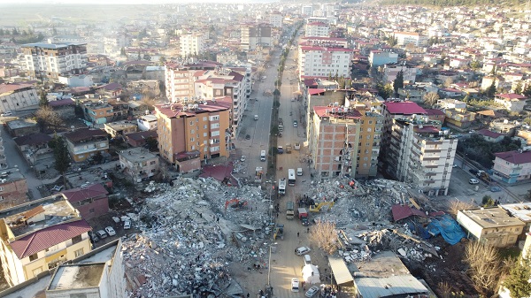 Foto - Depremzedelere nasıl müdahale edilir? Yapılan hata felç bırakabilir