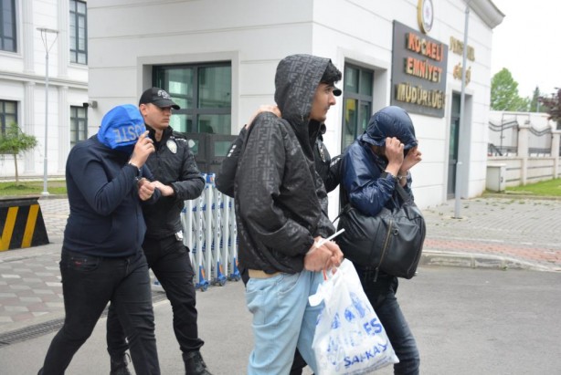 Foto - Depremzedeleri dolandıran çete çökertildi