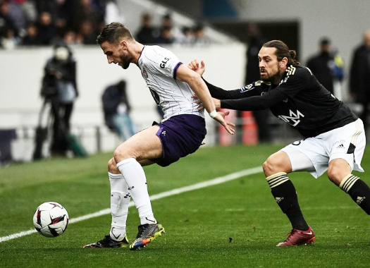 Foto - Derbi öncesinde ilk kapışma başladı bile... Sürpriz gelişme!