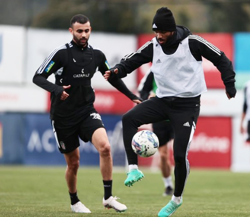 Foto - Derbi öncesinde ilk kapışma başladı bile... Sürpriz gelişme!