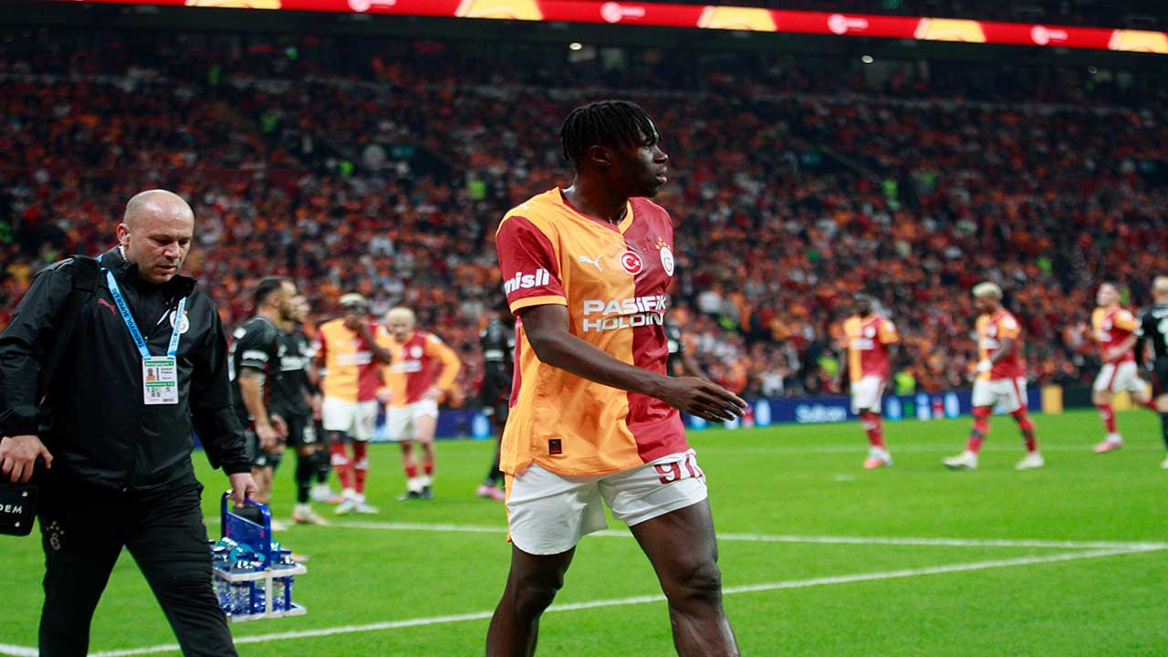 Foto - Derbideki hata kriz çıkarabilir! Ünlü hakem tehlikeyi açıkladı