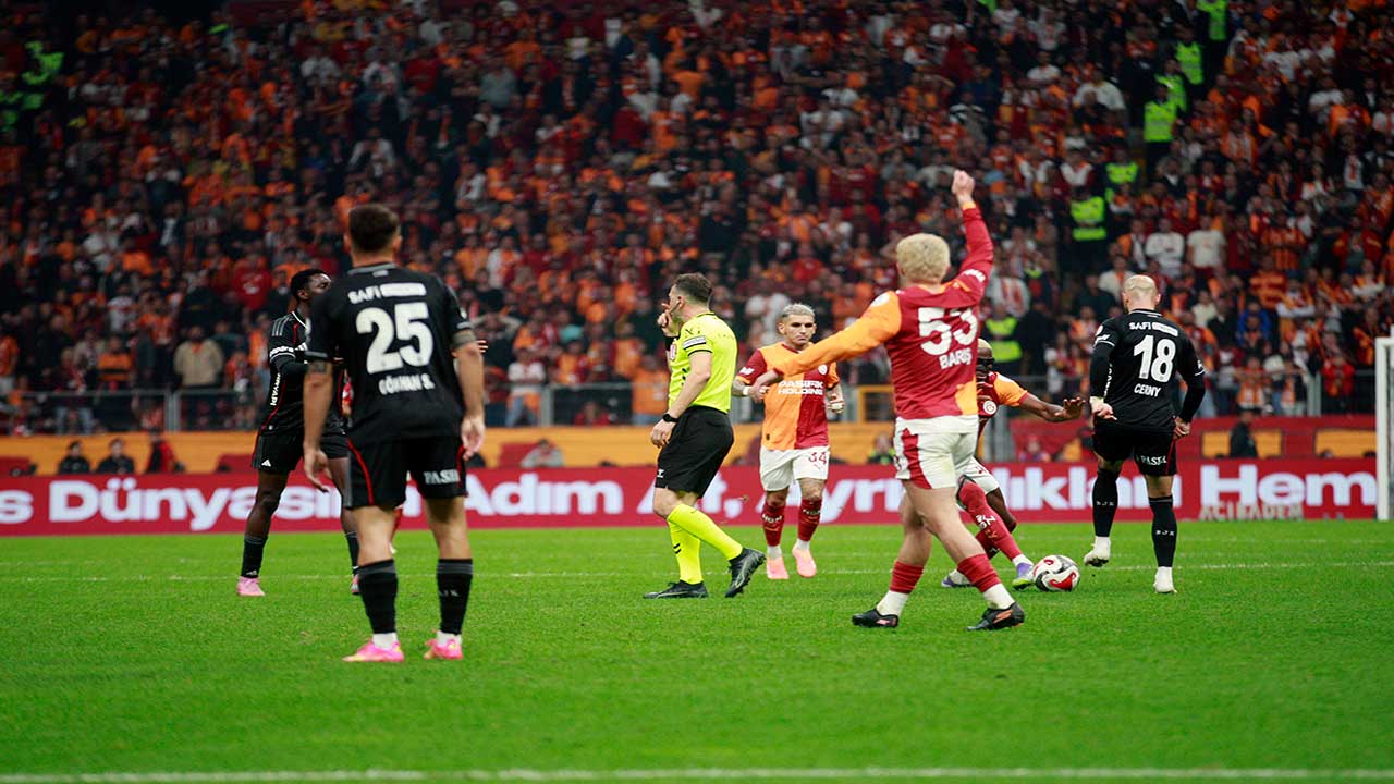 Foto - Derbideki hata kriz çıkarabilir! Ünlü hakem tehlikeyi açıkladı