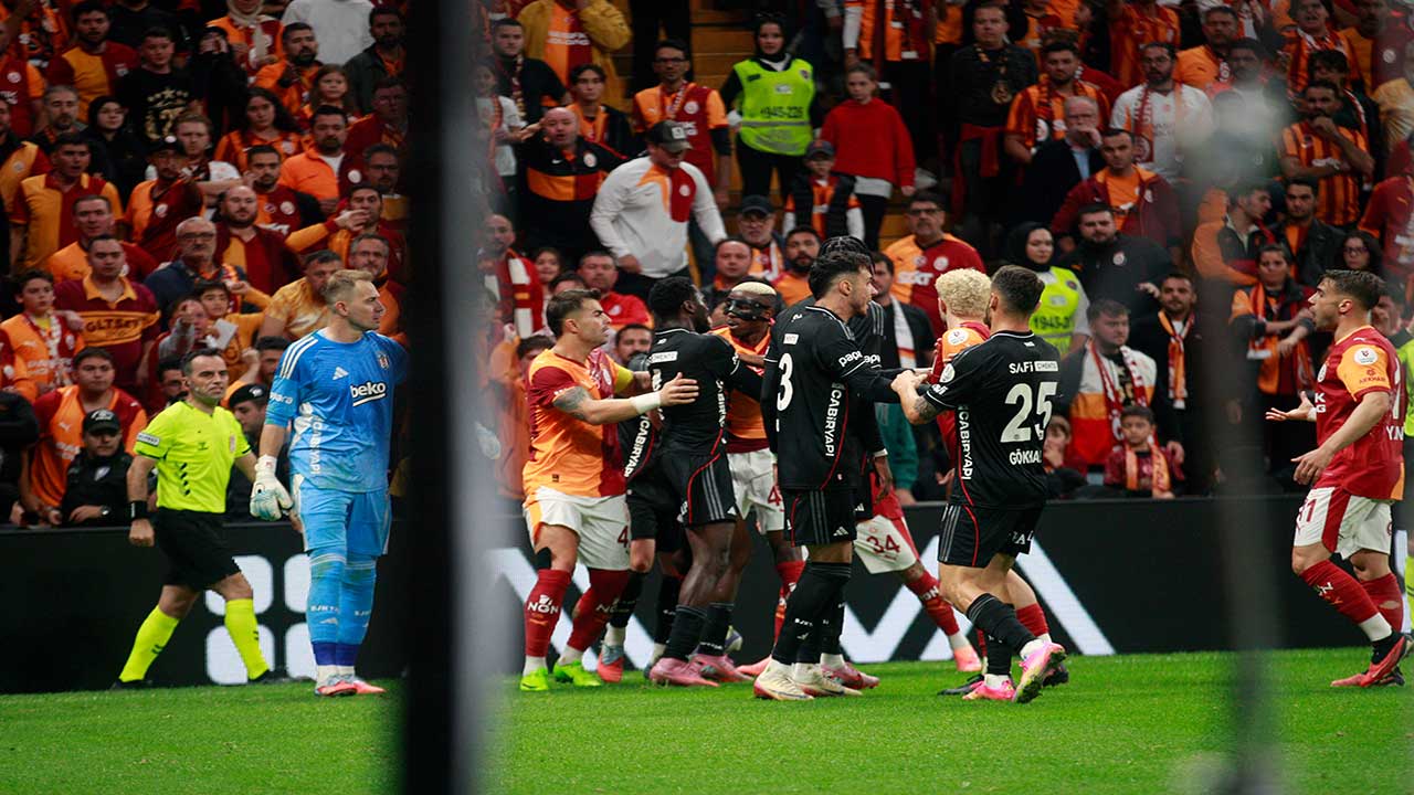 Foto - Derbideki hata kriz çıkarabilir! Ünlü hakem tehlikeyi açıkladı