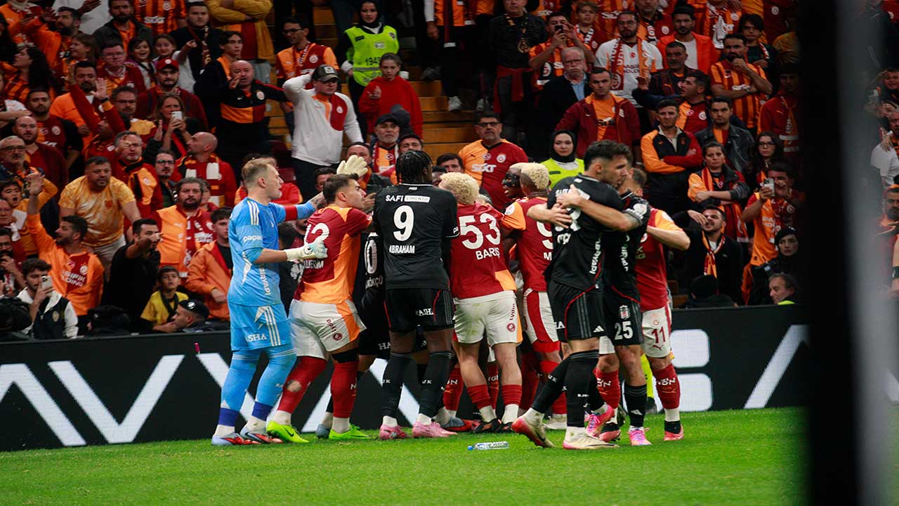 Foto - Derbideki hata kriz çıkarabilir! Ünlü hakem tehlikeyi açıkladı