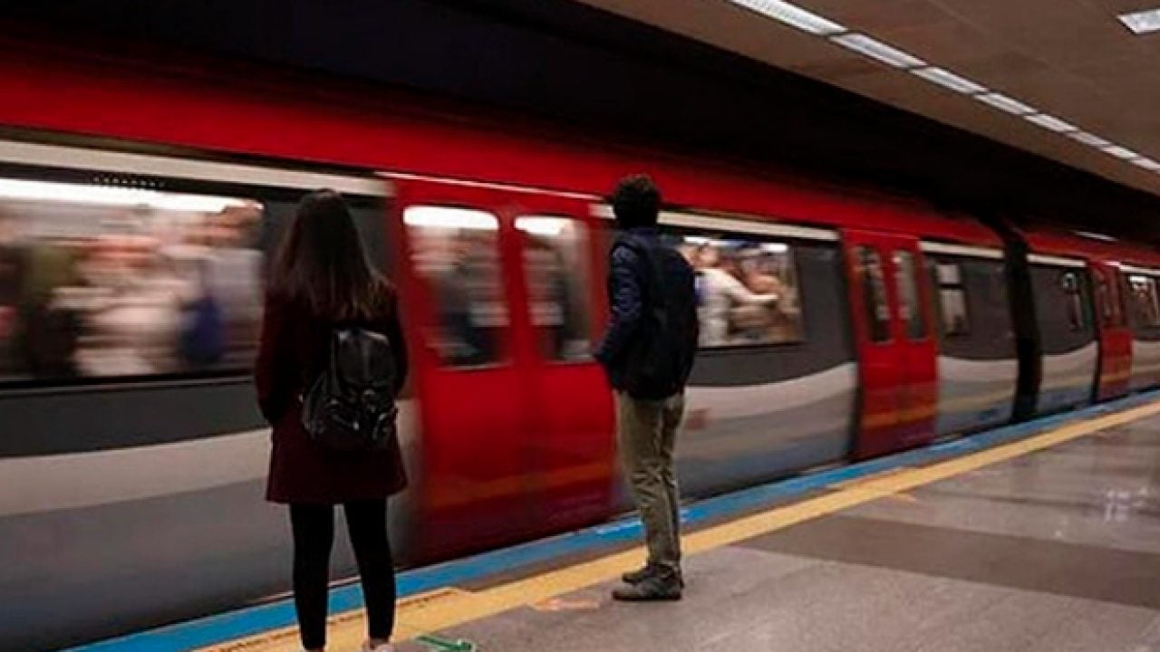 Foto - Derbiye gidecekler dikkat! İstanbul'da metro saatleri değişti: Seferlerde maç mesaisi