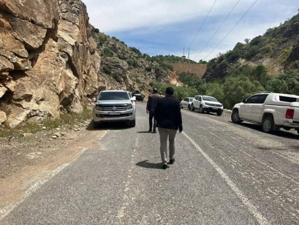 Foto - Kaymakamın içinde bulunduğu makam aracı kaza yaptı! Yaralılar var