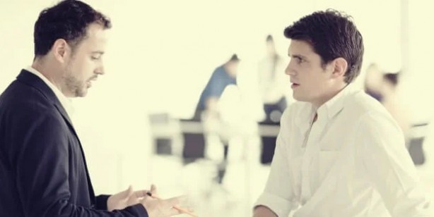 Foto - Derhal terkedilmesi gereken 9 beden dili alışkanlığı şok etti! Yok artık: Görenler, duyanlar kulaklarına inanamadı