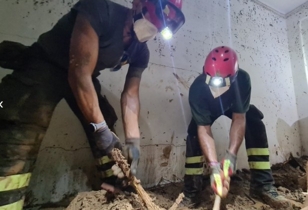 Derne kenti ölüm kokuyor