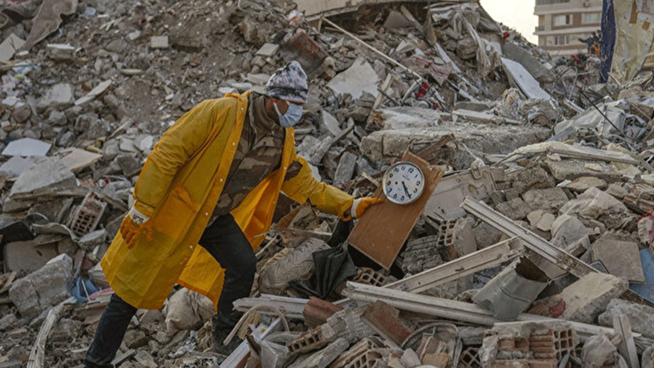Foto - Acılar unutulmadı: Asrın felaketinin ikinci yılı!