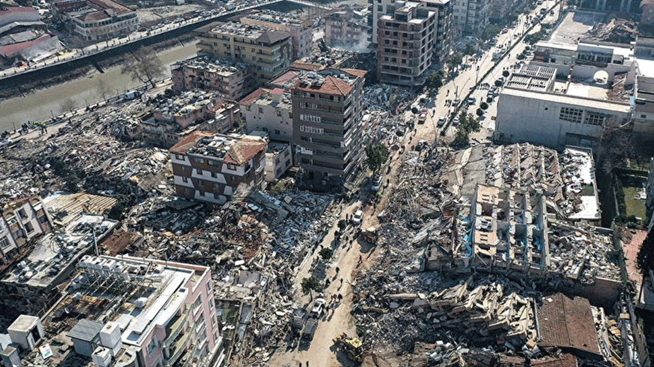 Foto - Acılar unutulmadı: Asrın felaketinin ikinci yılı!