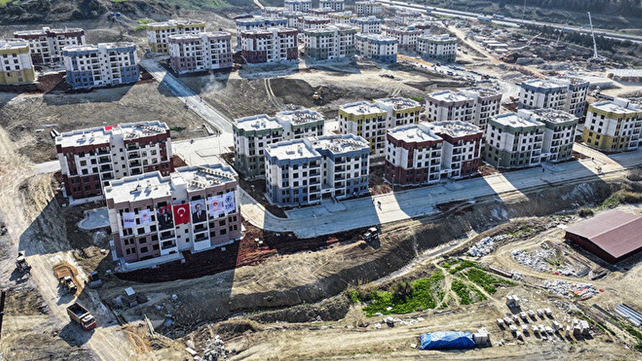 Foto - Acılar unutulmadı: Asrın felaketinin ikinci yılı!