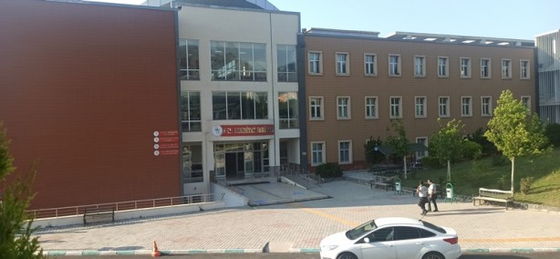 Foto - Ders sırasında kalp krizi geçiren öğretim üyesi hayatını kaybetti