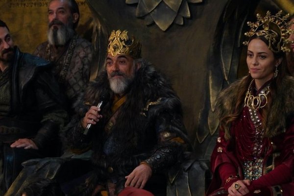 Foto - Destan'da sürpriz gelişme! Biri ayrıldı, yerine Kuruluş Osman'dan bomba isim geldi