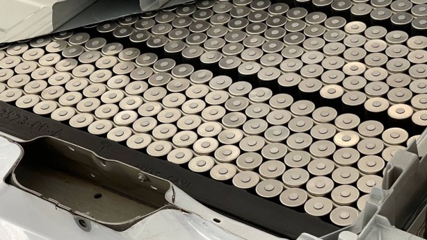 Foto - Detayları paylaşıyoruz! Elektrikli otomobillerin batarya-pil değişim ücreti ne kadar? Bataryaların ömürleri kaç yıl? 