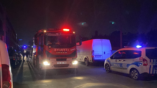 Foto - Deterjan imalathanesinde feci olay