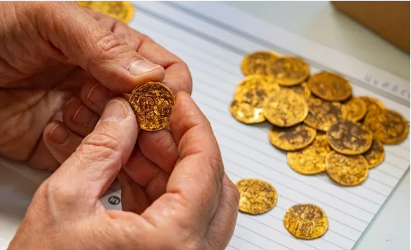 Foto - Dev altın hazinesi bulundu! ‘Müslümanlar bulmasın’ diye bakın ne yapmışlar