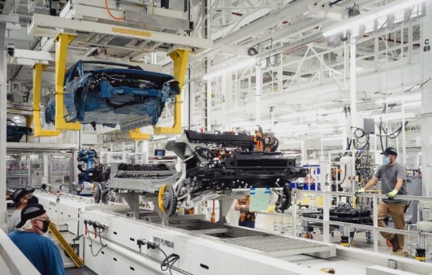 Foto - Dev firmalar elektrikli otomobil için imzaları attı