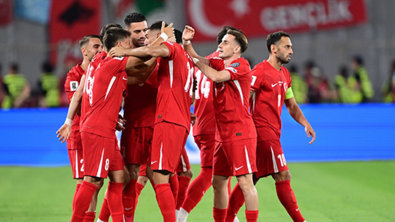 Foto - Dev karşılaşma için geri sayım başladı! Türkiye-İspanya maçı şifresiz kanalda