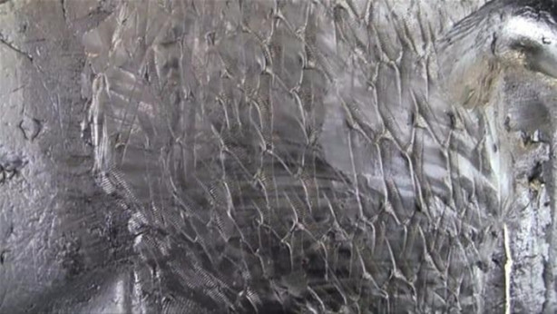 Foto - Dev lastiği böyle tamir ediyor!