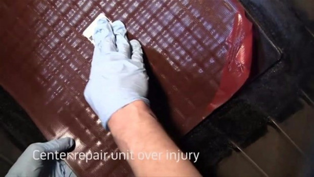 Foto - Dev lastiği böyle tamir ediyor!