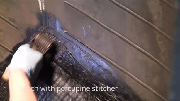 Foto - Dev lastiği böyle tamir ediyor!