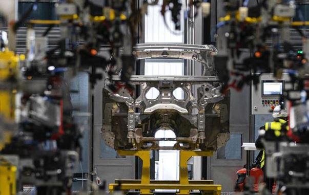 Foto - Dev otomobil markasından radikal karar!