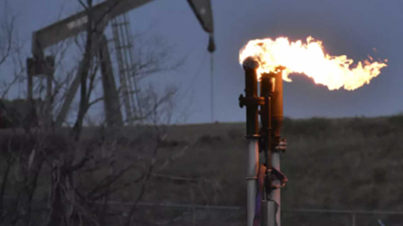 Foto - Dev petrol keşfi! 2 milyar varili geçen rezerv bulundu, yerin altı petrol kaynıyor