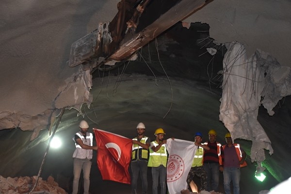 Foto - Dev projede ışık göründü... Süre 2 saat 15 dakikaya inecek!