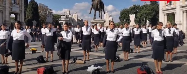 Foto - Dev şirket battı! Çalışanlardan ahlaksız protesto