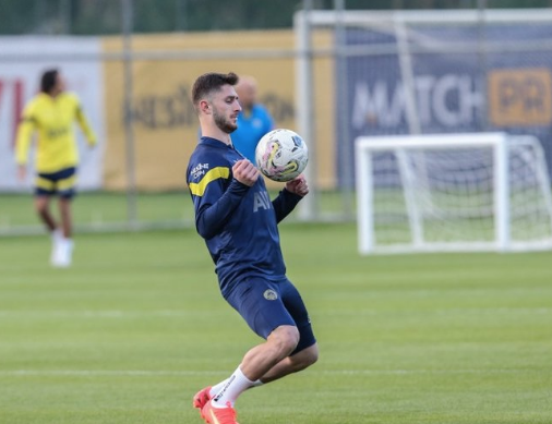 Foto - Dev takım Türkiye'nin kapısında! Almak için sırada bekliyorlar, inanılmaz talep