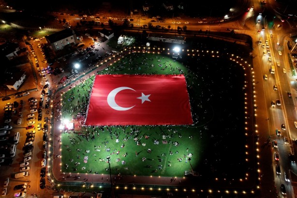 Foto - Dev Türk bayrağı görüntüsü hayran bıraktı!