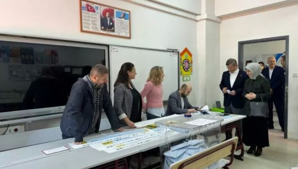 Foto - DEVA, Gelecek ve Saadet Partisi yerel seçimlerde silindi