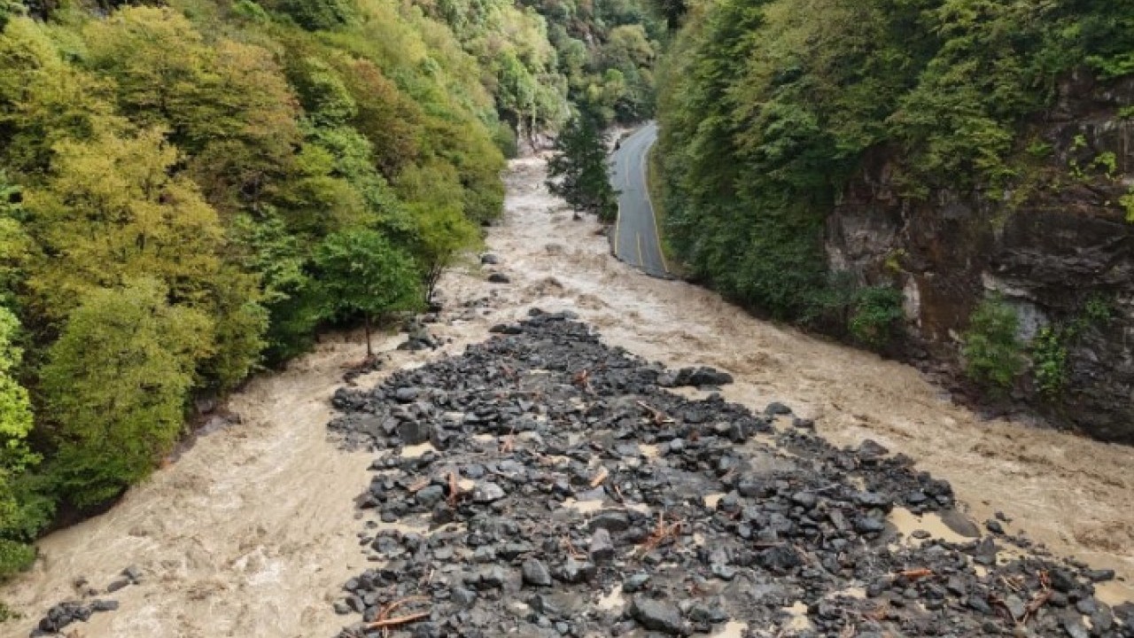 Foto - Devamı gelecek! Sağanak yağışın vurduğu şehirler dikkat