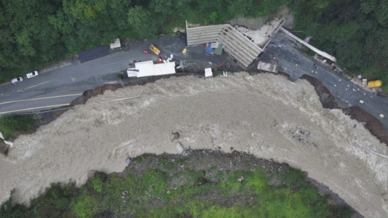 Foto - Devamı gelecek! Sağanak yağışın vurduğu şehirler dikkat