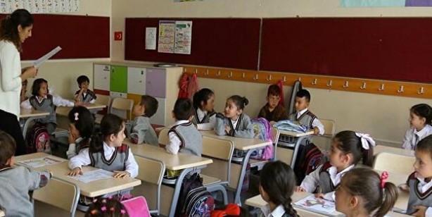 Devamsızlıktan kalanlar sınıfta kalacak mı?