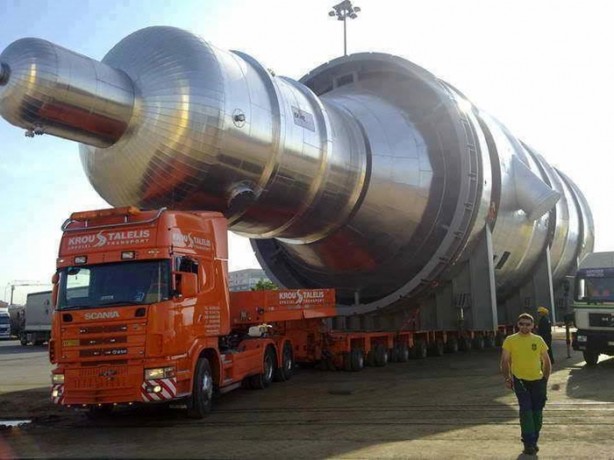 Foto - Devasa kargo operasyonları