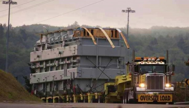 Foto - Devasa kargo operasyonları