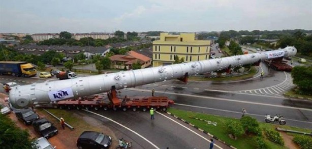 Foto - Devasa kargo operasyonları