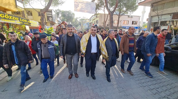 Foto - Develer şehir turuna çıktı