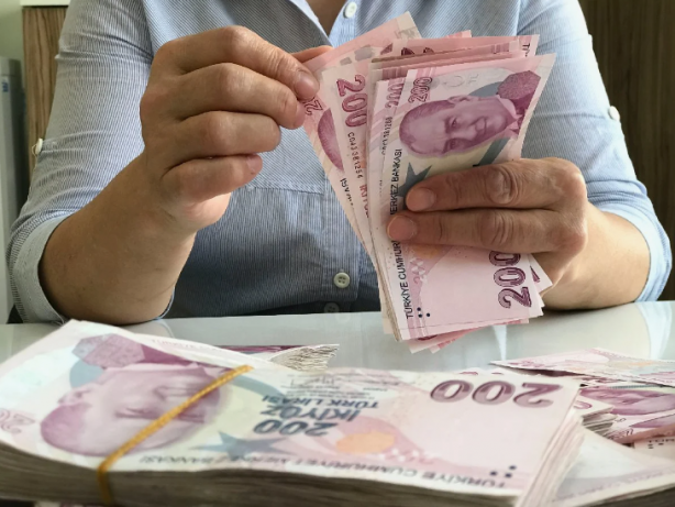 Foto - Devlet Bahçeli'den emekli maaşlarıyla ilgili heyecanlandıran çıkış! 'Bitecek' diyerek duyurdu