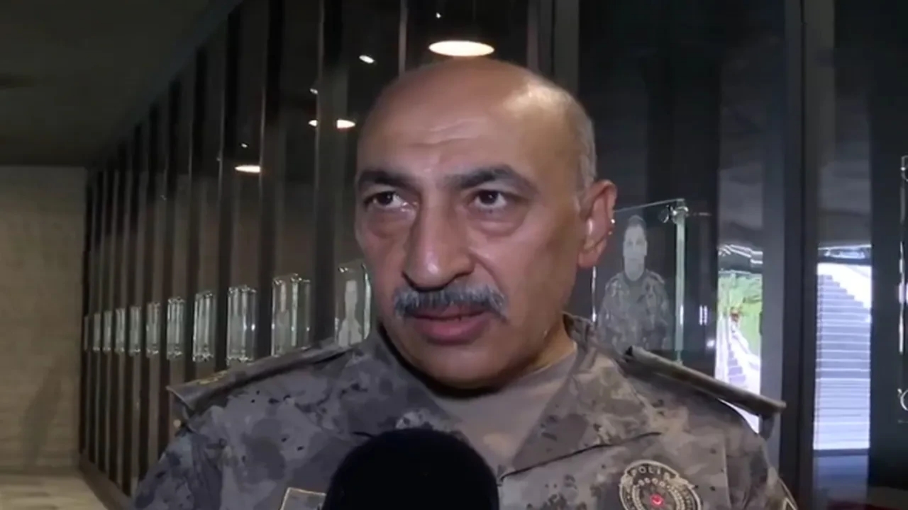 Foto - Devlet Bahçeli’nin elini öpen Özel Harekat Daire Başkanı’na dikkat çeken görev