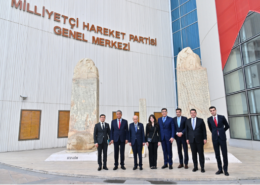 Foto - Devlet Bahçeli'ye 'Ahmed Cevad Onur Madalyası' takdim edildi